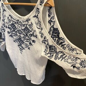 H&M Coachella cold shoulder blouse‎ 2 embroidered boho casual top party hippie